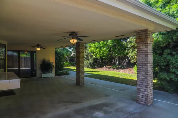 $624,500 | 7561 North Hayston Avenue, Fresno, CA 93720