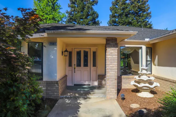 $624,500 | 7561 North Hayston Avenue, Fresno, CA 93720