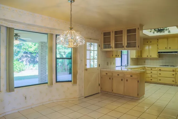 $624,500 | 7561 North Hayston Avenue, Fresno, CA 93720