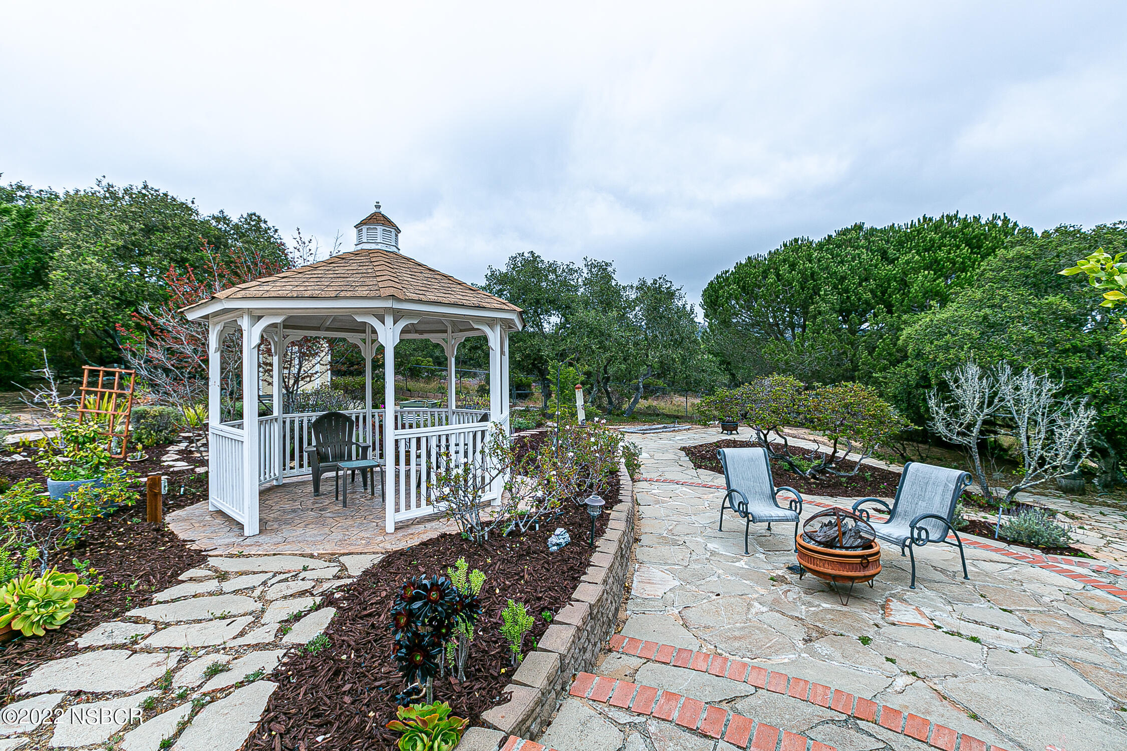 463 Firestone Way Lompoc, CA 93436 - Photo 35 of 45 35 Gazebo