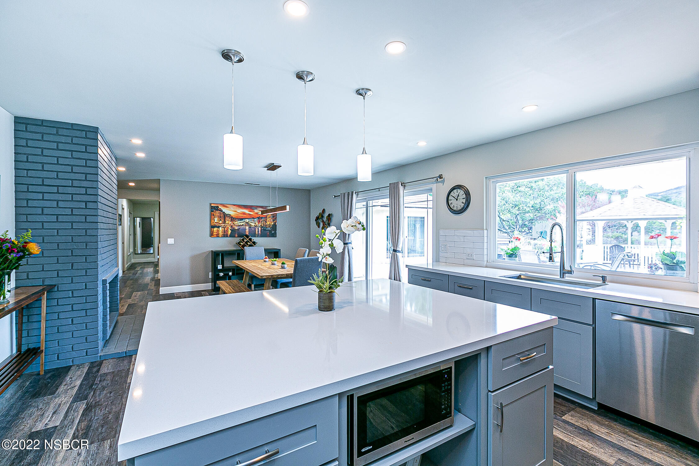 463 Firestone Way Lompoc, CA 93436 - Photo 8 of 45 8 kitchen