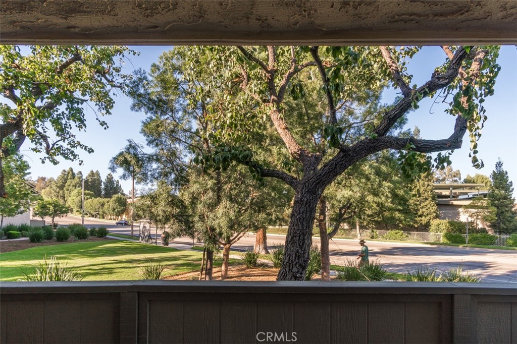 25811 Tournament Road, Unit H5 Valencia, CA 91355 - Photo 19 of 42