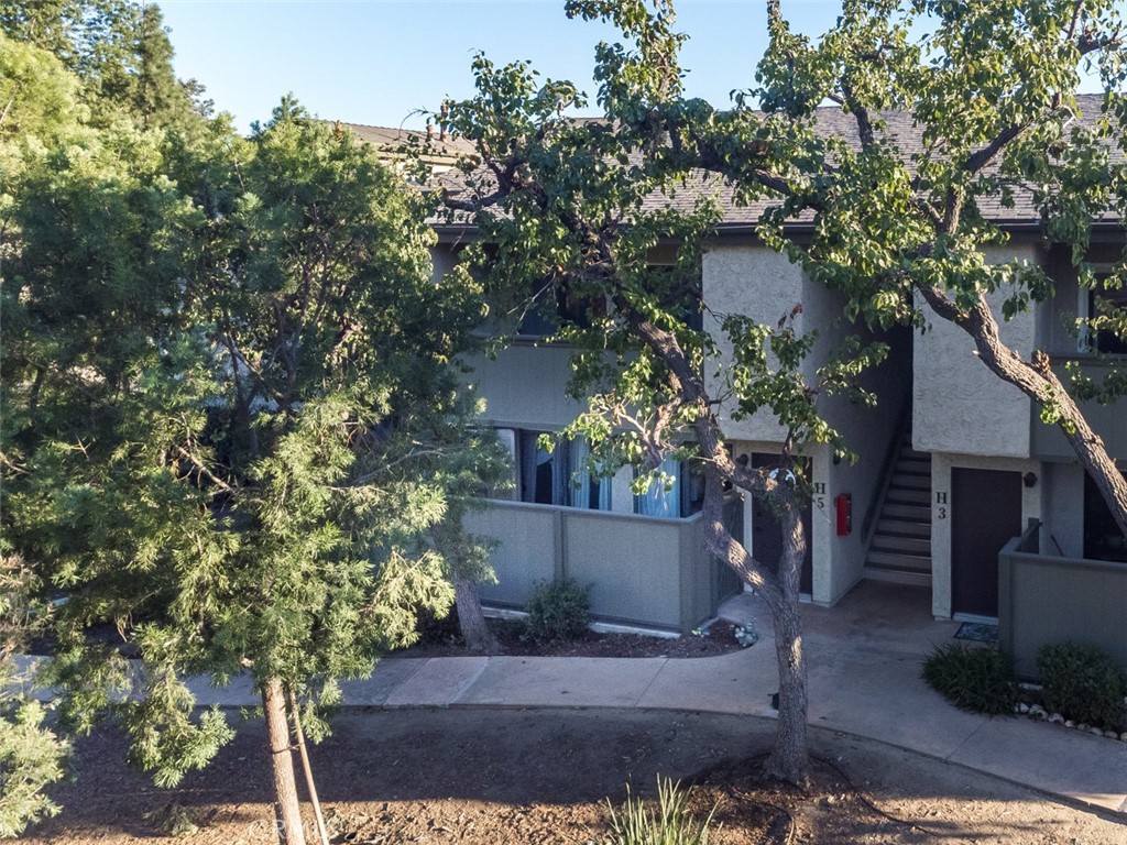 25811 Tournament Road, Unit H5 Valencia, CA 91355 - Photo 36 of 42