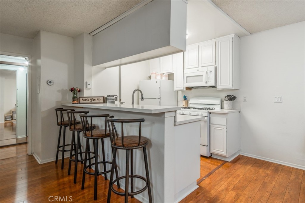 25811 Tournament Road, Unit H5 Valencia, CA 91355 - Photo 4 of 42