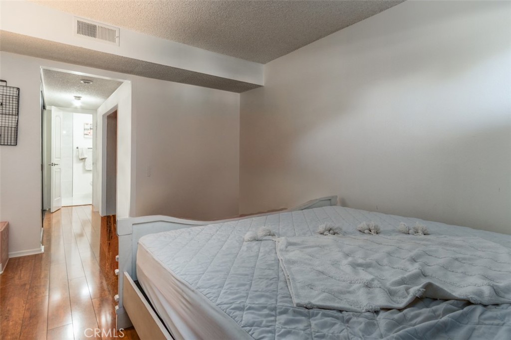 25811 Tournament Road, Unit H5 Valencia, CA 91355 - Photo 9 of 42