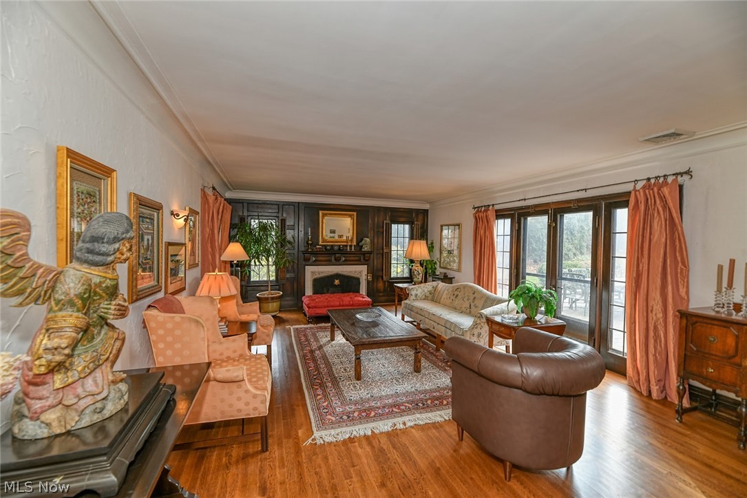810 Merriman Road Akron, OH 44303 - Photo 4 of 35 Gallery Image 4