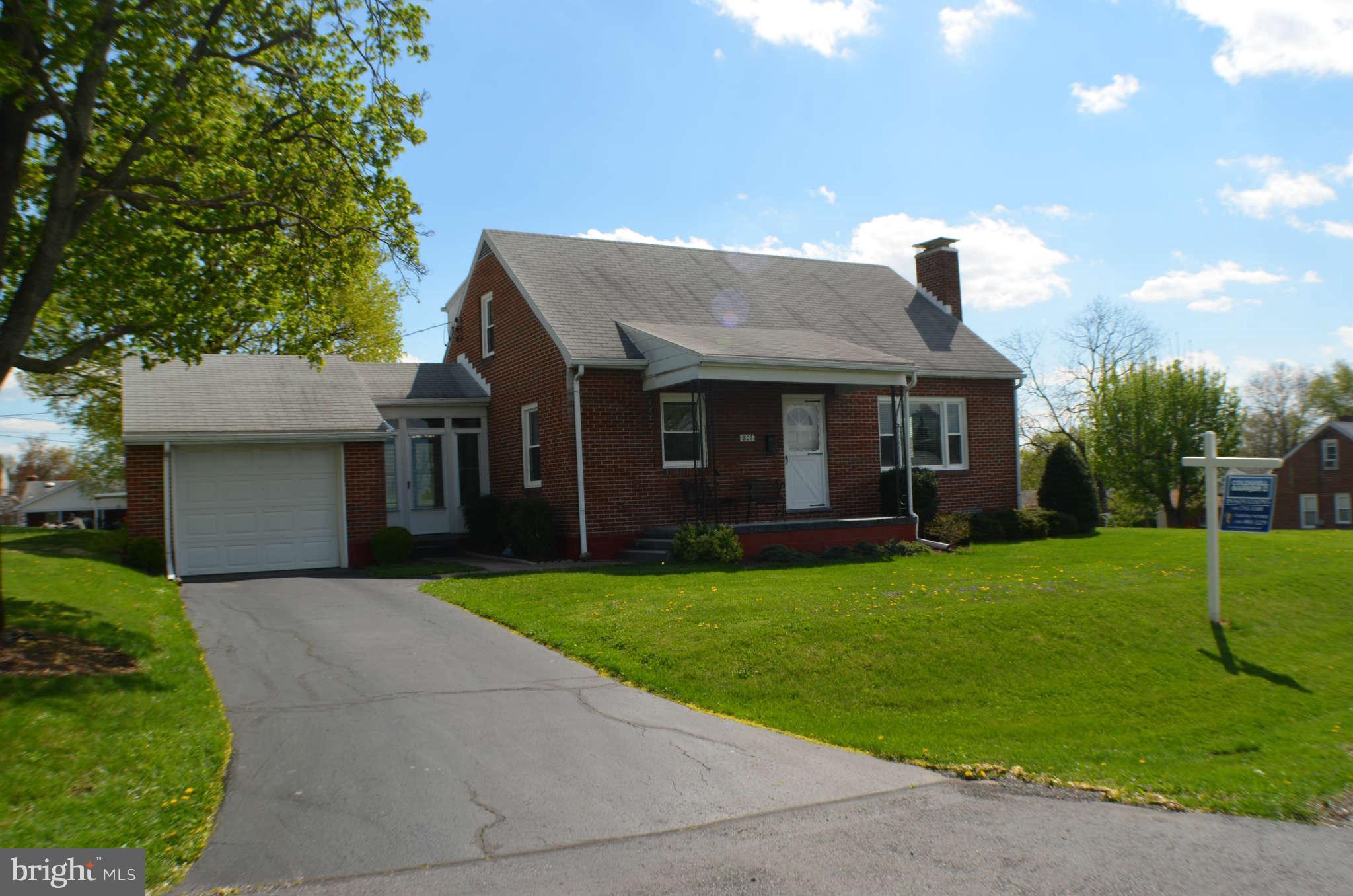 807 Park Road Hagerstown, MD 21740 - Photo 1 of 22 Exterior (Front)