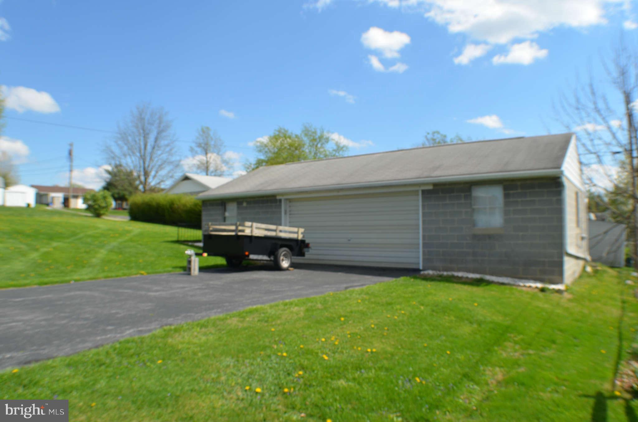 807 Park Road Hagerstown, MD 21740 - Photo 4 of 22 Exterior (General)