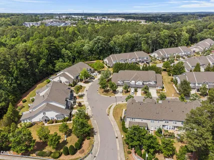 $579,000 | 1060 Kingston Grove Drive, Cary, NC 27519
