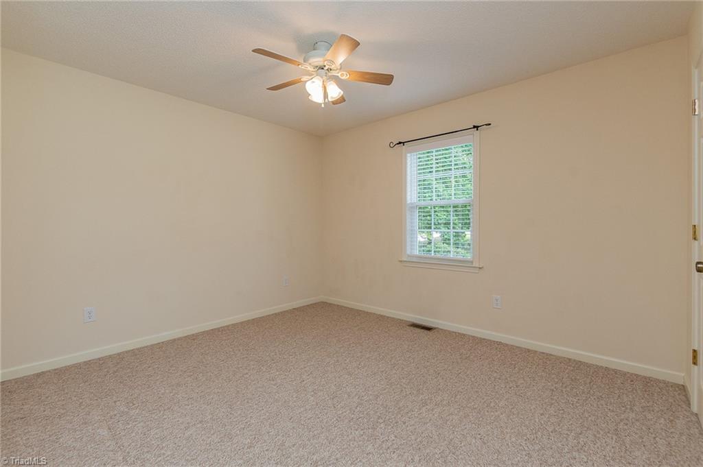 317 Jarrett Road Thomasville, NC 27360 - Photo 24 of 35 Gallery Image 24