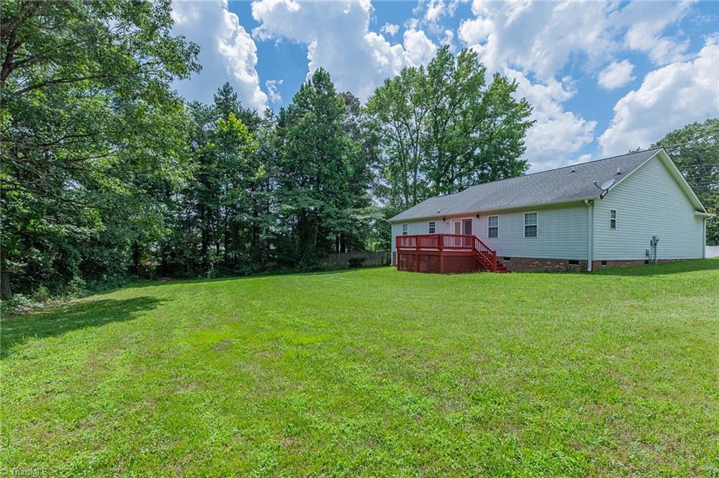 317 Jarrett Road Thomasville, NC 27360 - Photo 34 of 35 Gallery Image 34