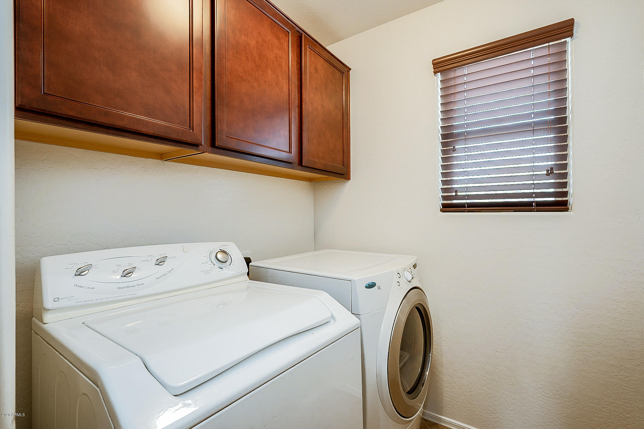3322 East Roland Street Mesa, AZ 85213 - Photo 20 of 37 Large Laundry
