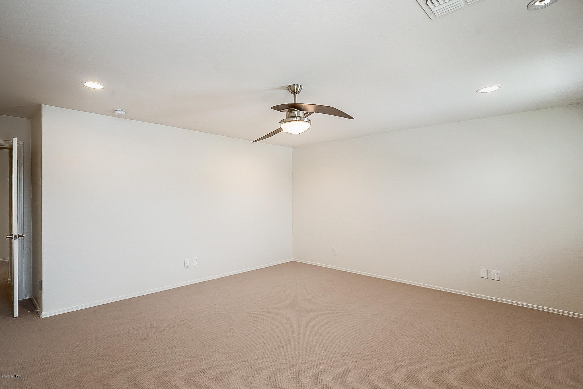3322 East Roland Street Mesa, AZ 85213 - Photo 27 of 37 Roland-27