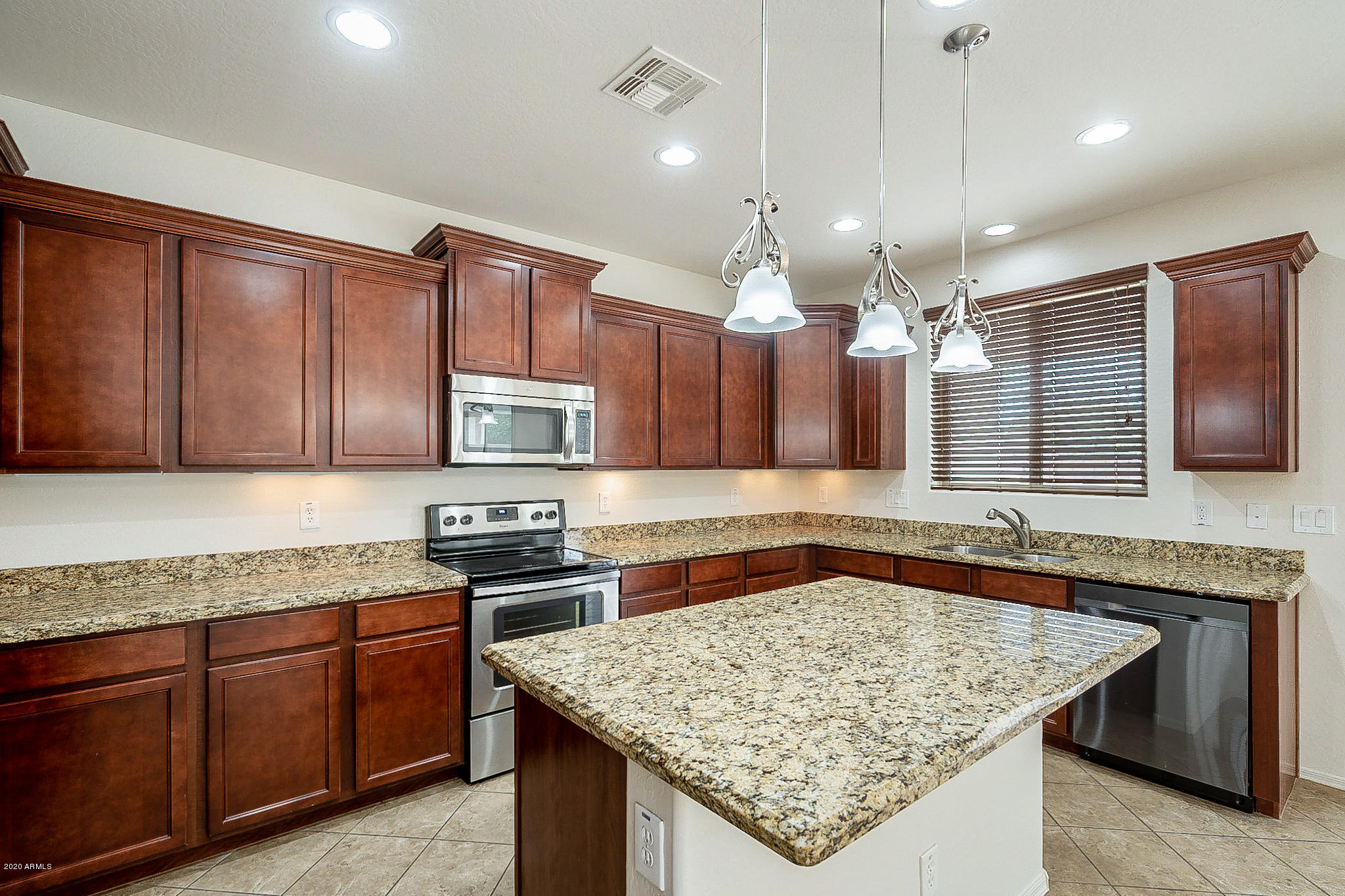 3322 East Roland Street Mesa, AZ 85213 - Photo 8 of 37 Upgraded Cabinets, New Dishwasher