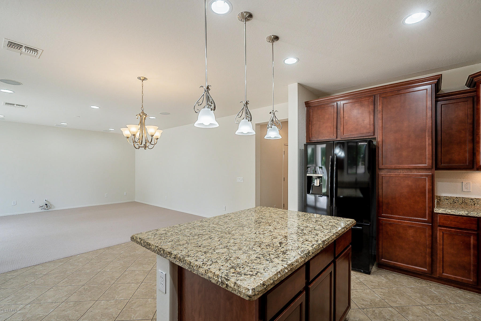 3322 East Roland Street Mesa, AZ 85213 - Photo 10 of 37 Roland-10