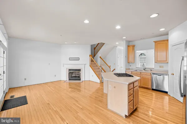 $4,800 | 10551 Tuckerman Heights Circle, North Bethesda, MD 20852