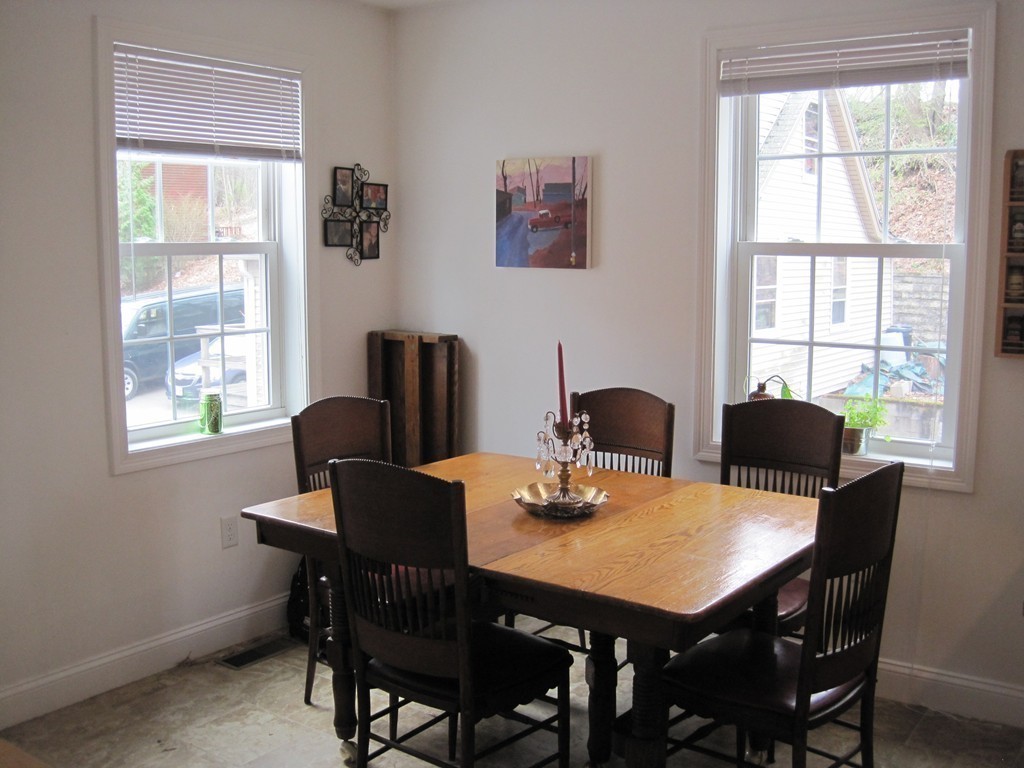 150 East Side Road Wrentham, MA 02093 - Photo 8 of 19