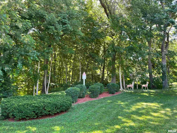 $374,900 | 5126 Homan Falls Drive, Quincy, IL 62305