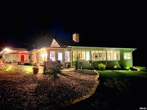 $374,900 | 5126 Homan Falls Drive, Quincy, IL 62305