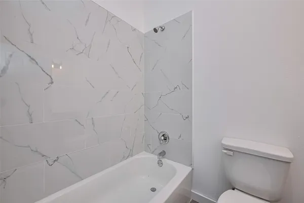$2,200 | 9007 Hilda Street, Houston, TX 77033