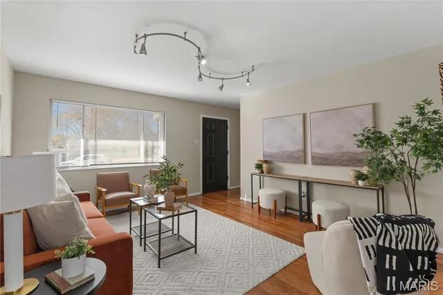 $129,000 | 9800 Tullamoor Drive, St. Louis, MO 63136