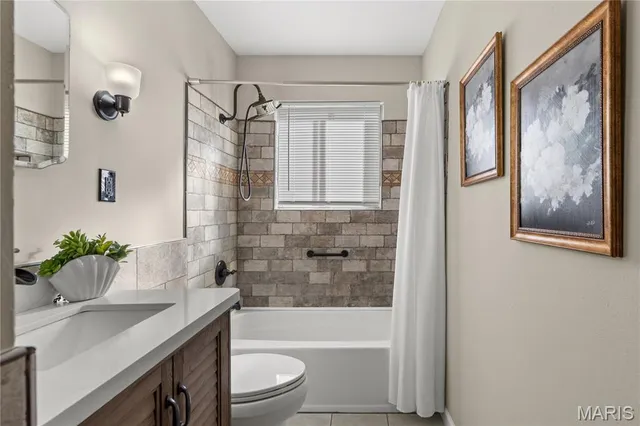 $129,000 | 9800 Tullamoor Drive, St. Louis, MO 63136