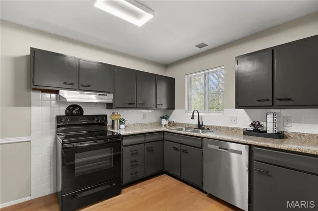 $129,000 | 9800 Tullamoor Drive, St. Louis, MO 63136