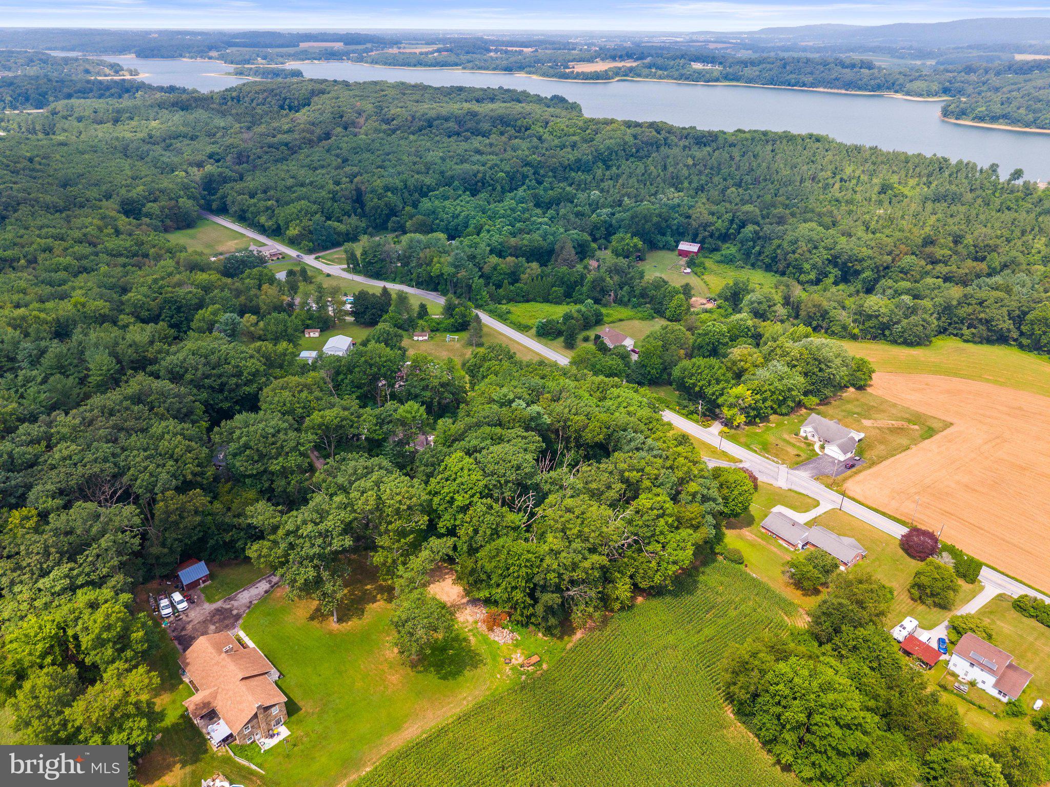 Oak Tree Ln Spring Grove Spring Grove, PA 17362 - Photo 3 of 8 Gallery Image 3