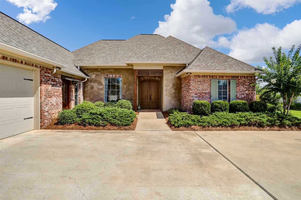 131 Burne Run Madison, MS 39110 - Photo 2 of 32 Photo 2