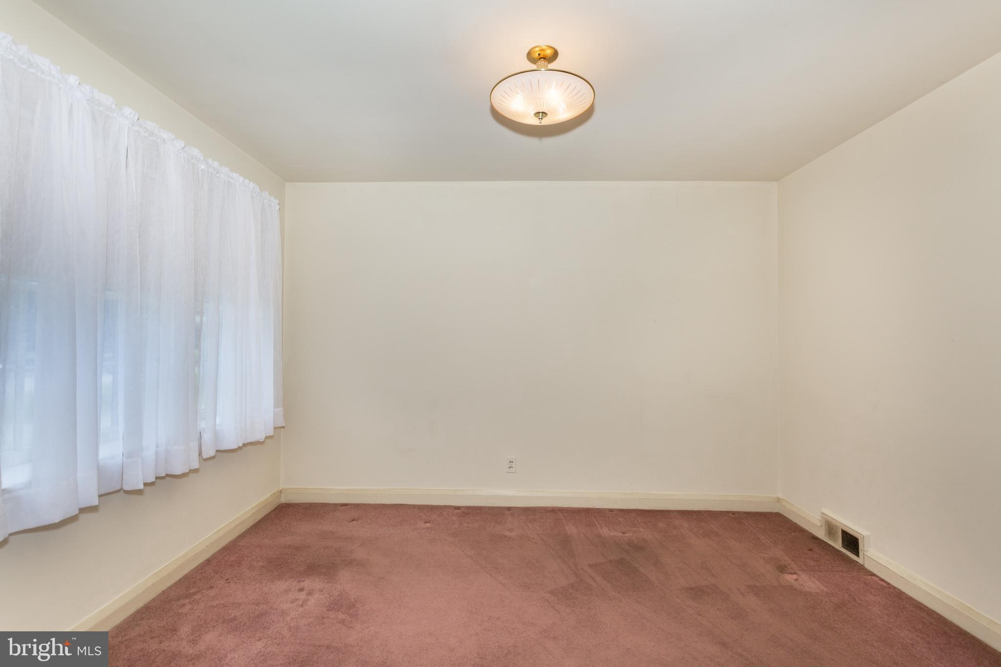 8407 Liberty Road Baltimore, MD 21244 - Photo 6 of 42