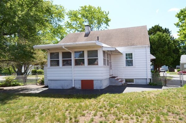 28 Griffin Road Peabody, MA 01960 - Photo 26 of 27 Gallery Image 26
