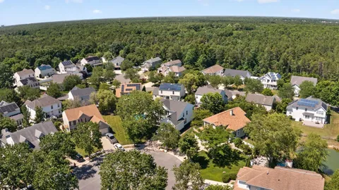 $569,500 | 105 Carlsbad Court, Egg Harbor Township, NJ 08234