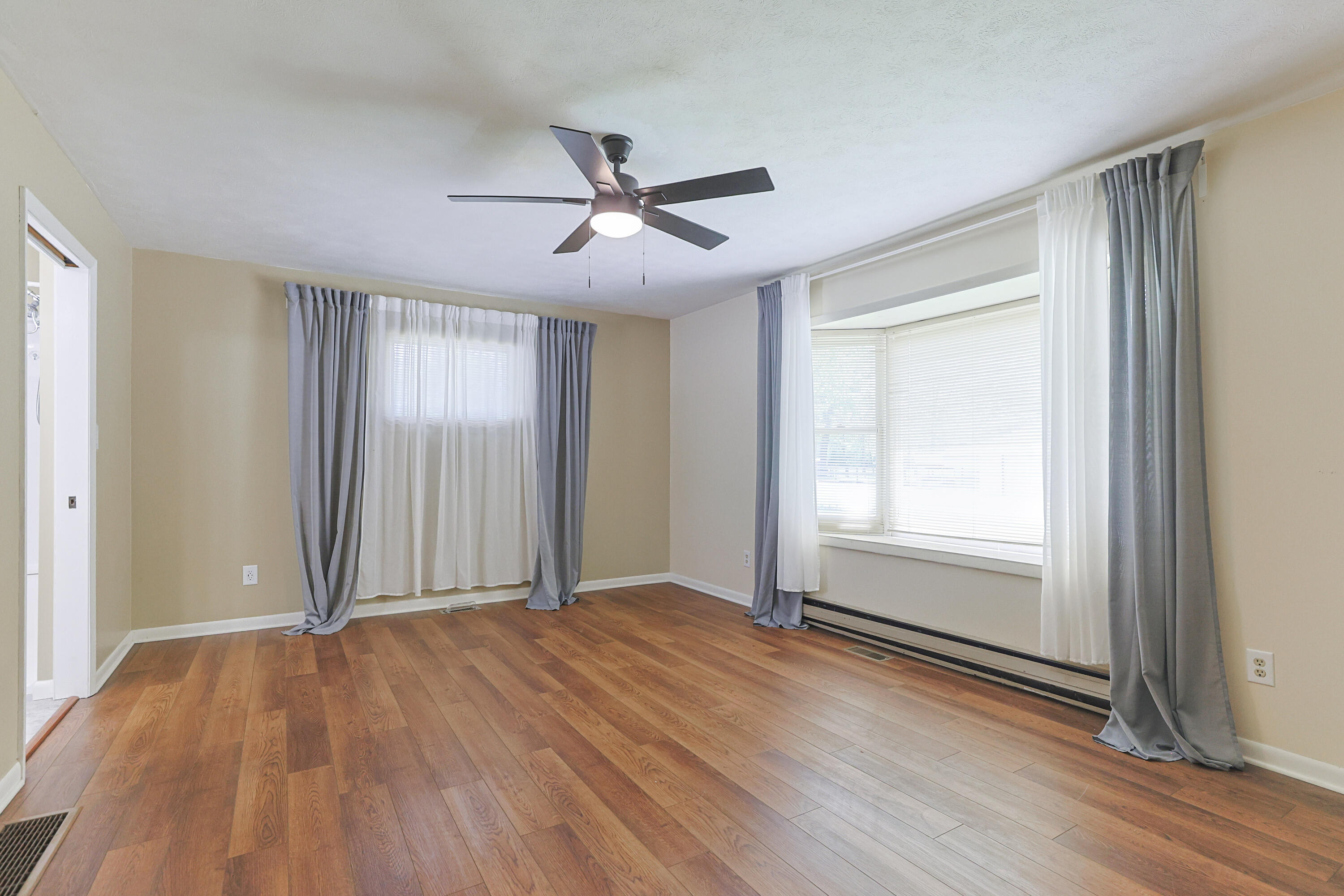 3011 Adams Road Niles, MI 49120 - Photo 20 of 44 Primary En suite