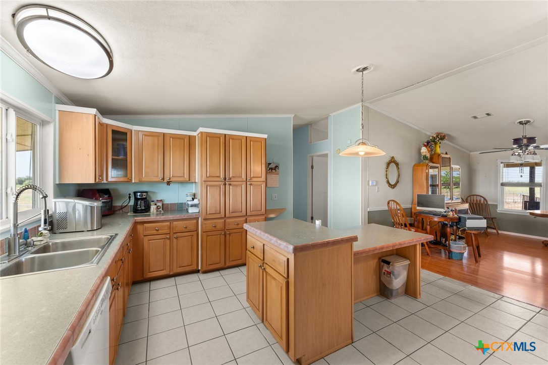2124 Hackberry Road Salado, TX 76571 - Photo 14 of 41 Kitchen in main home