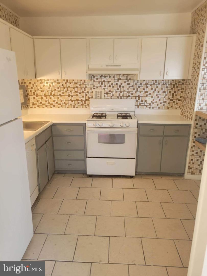 8830 Piney Branch Road, Unit 812 Silver Spring, MD 20903 - Photo 6 of 11 Gallery Image 6