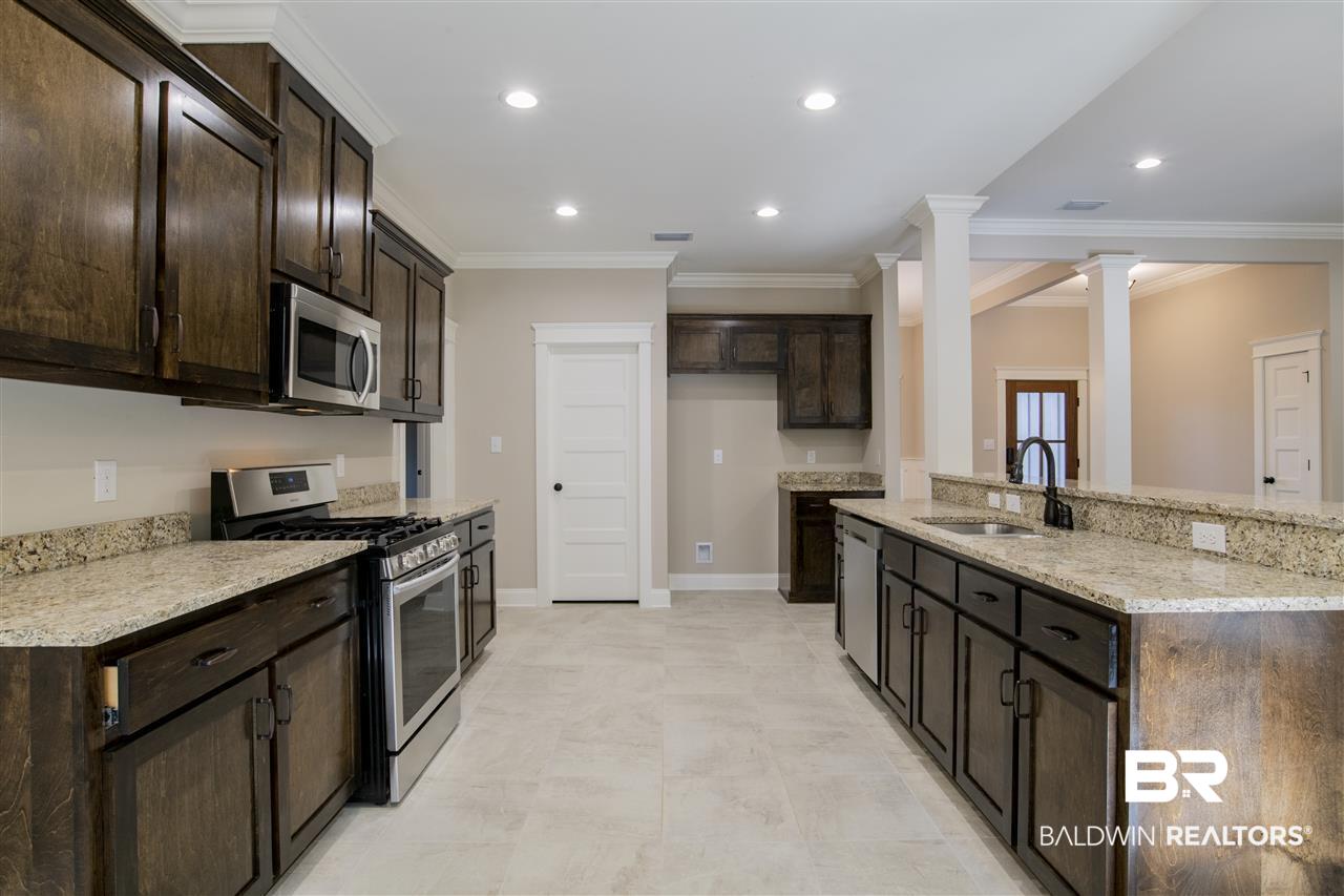 12060 Aurora Way Daphne, AL 36527 - Photo 14 of 33 Kitchen