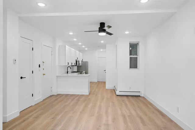 $4,400 | 206 Bloomfield Street, Unit 6, Hoboken, NJ 07030