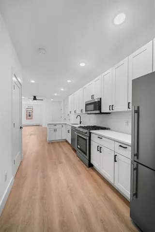 $4,400 | 206 Bloomfield Street, Unit 6, Hoboken, NJ 07030