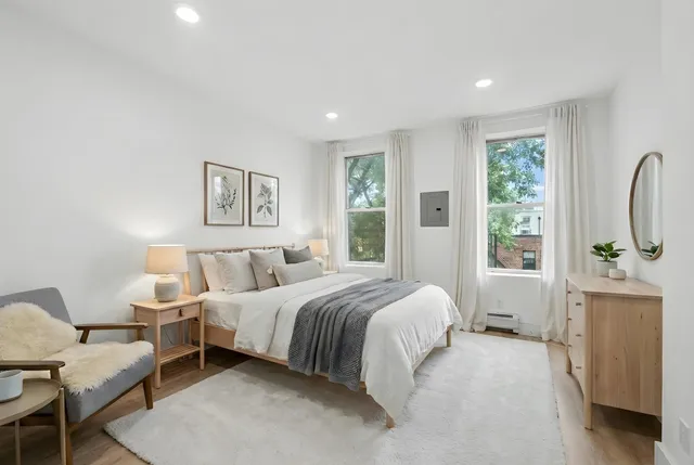 $4,400 | 206 Bloomfield Street, Unit 6, Hoboken, NJ 07030