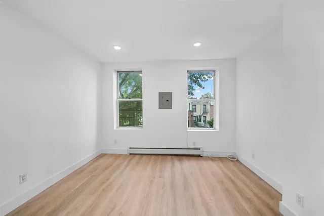 $4,400 | 206 Bloomfield Street, Unit 6, Hoboken, NJ 07030
