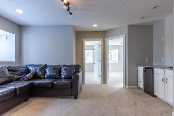 $814,900 | 3945 169th Lane Northwest, Andover, MN 55304