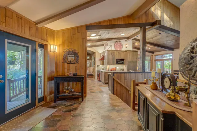 $1,450,000 | 12416 West Roberts Lane, Hayward, WI 54843