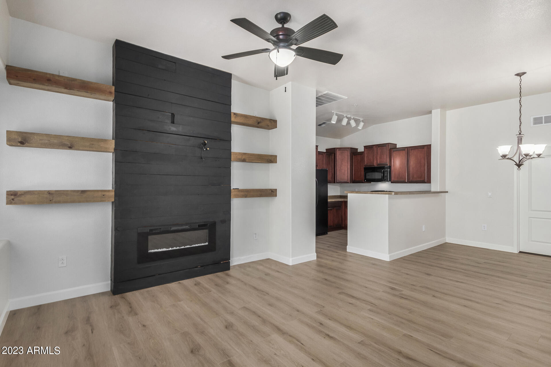 2150 West Alameda Road, Unit 2059 Phoenix, AZ 85085 - Photo 4 of 17 Fireplace