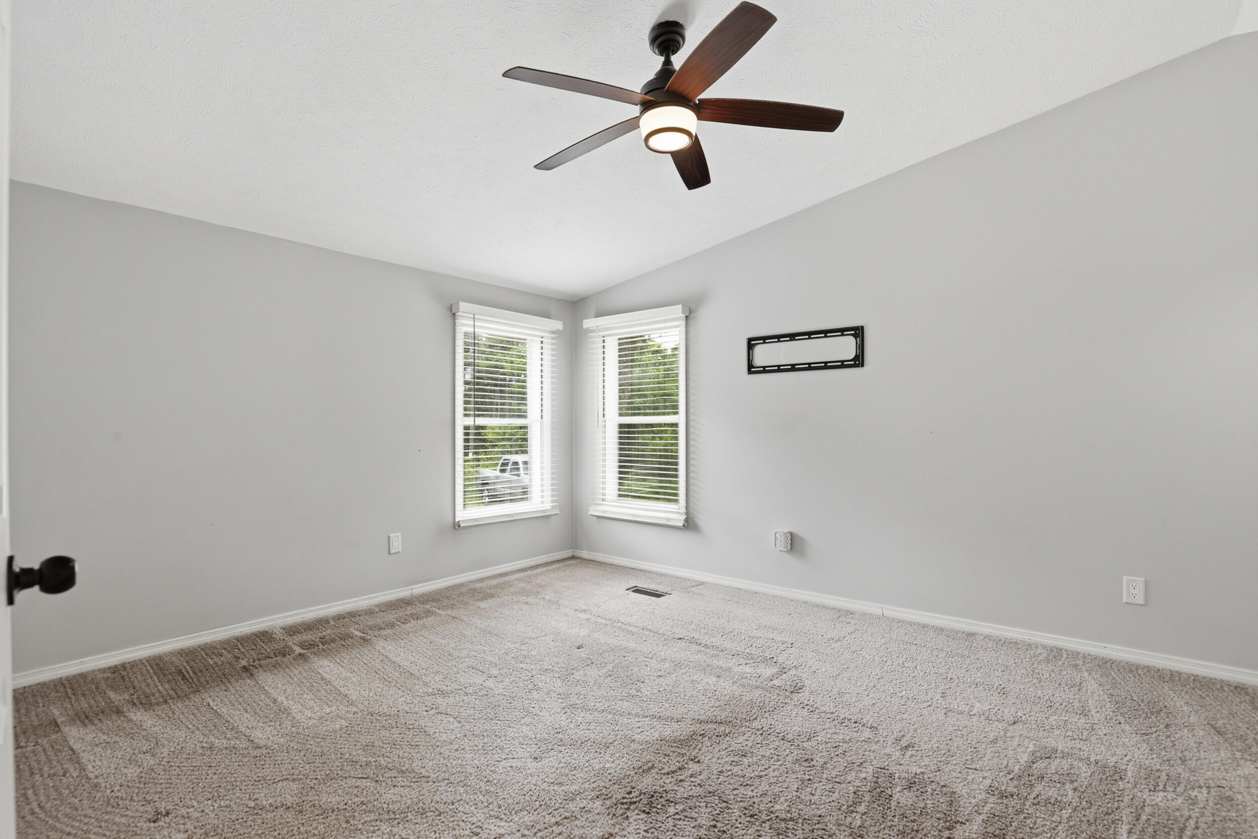 9988 West County Line Road Howard City, MI 49329 - Photo 18 of 42 a-20
