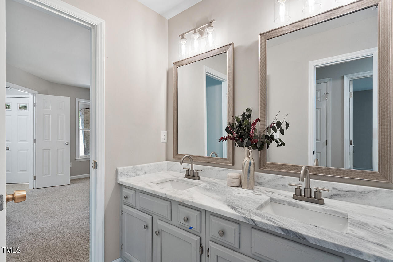 3541 Singleleaf Lane Raleigh, NC 27616 - Photo 25 of 34 3541 Singleleaf Ln_24