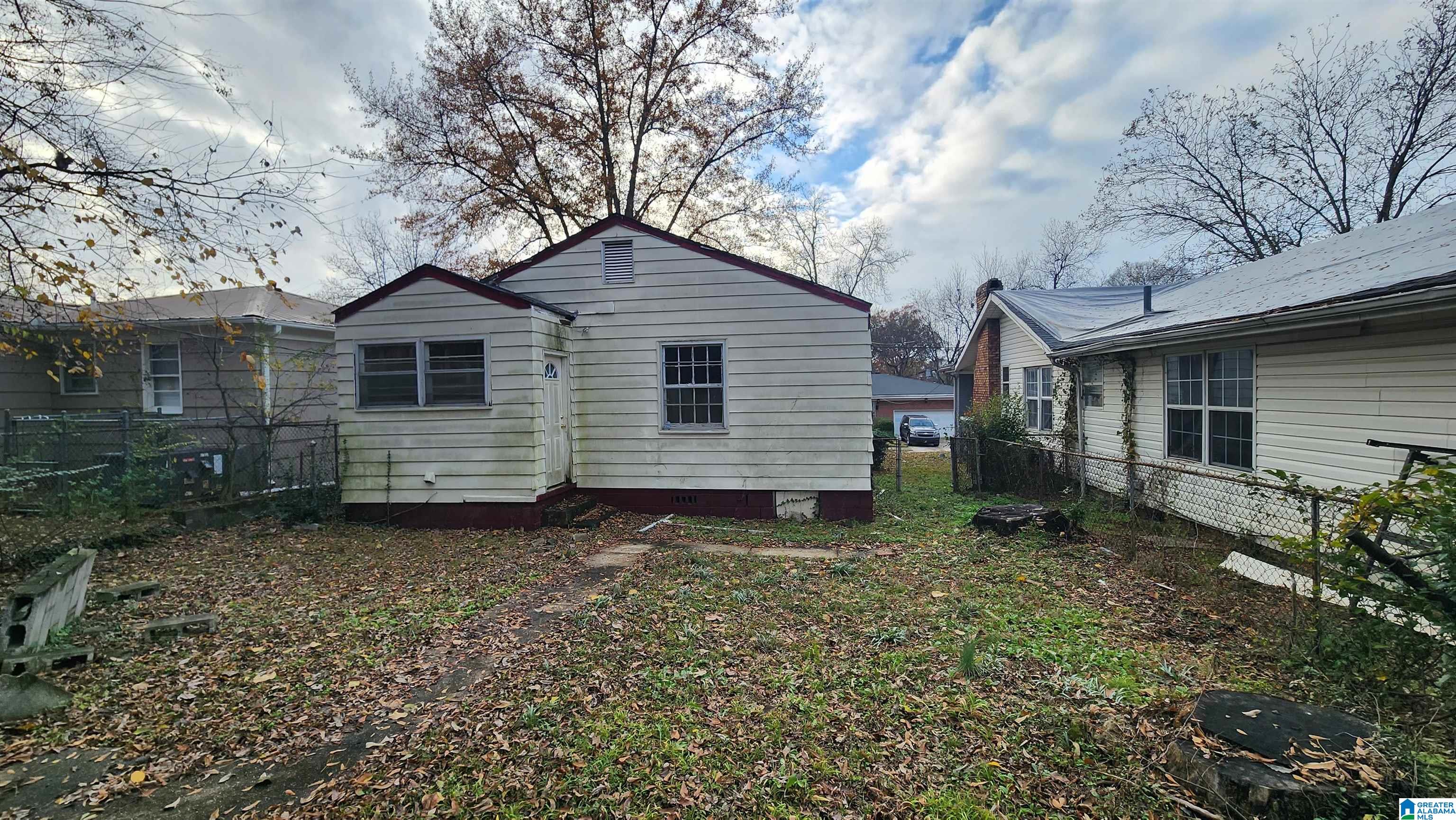 1609 Center Street South Birmingham, AL 35205 - Photo 2 of 3
