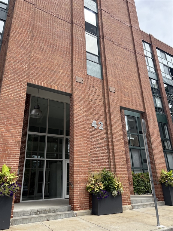 42 8th Street, Unit 1501 Boston, MA 02129 - Photo 1 of 12