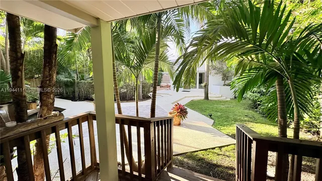 $10,000 | 2301 South Miami Avenue, Miami, FL 33129