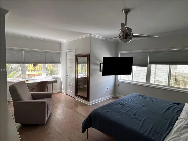 $10,000 | 2301 South Miami Avenue, Miami, FL 33129