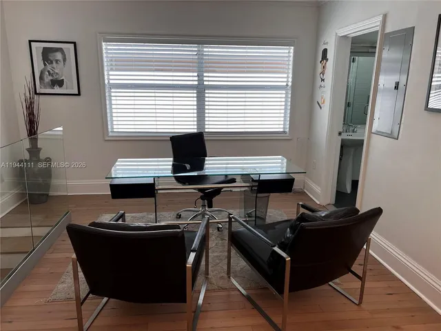 $10,000 | 2301 South Miami Avenue, Miami, FL 33129